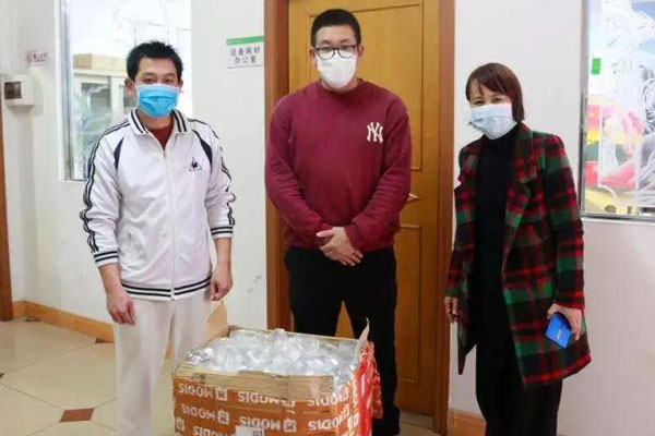 同舟共濟，共克時艱——榮業(yè)食品在行動